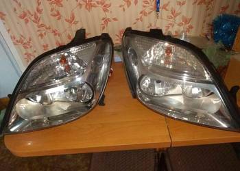 Lampy przednie do scenica