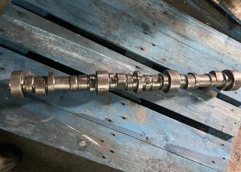 John Deere Camshaft R503970 / 8914020 wałek rozrządu