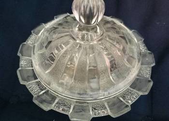 Bombonierka , cukiernica, puzderko szklane prl Bombonierka , cukiernica, puzderko szklane prl