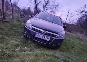 Opel Astra H 1.6 Benzyna