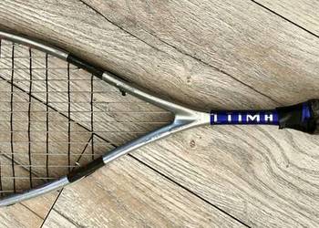 Rakieta do squash'a.
