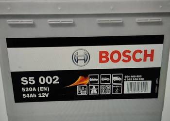 Akumulator  54Ah 530A PRAWY PLUS BOSCH SILVER S5002 W Kadłubka 39 Szczecin