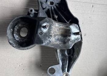 Łapa wspornik silnika Audi a6 c6 3.0tdi 4F0199351H