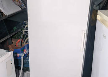 Używana zamrażarka szufladowa Bosch - 7 szuflad, pojemność 250 litrów