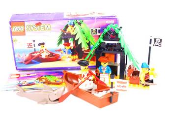 Zestaw LEGO Pirates 6258 Smuggler’s Shanty Lata 90 System