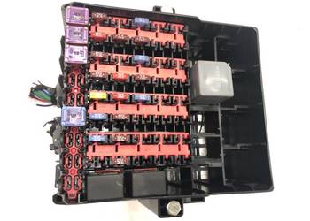 SKRZYNKA BEZPIECZNIKÓW FORD FIESTA MK7 BA6T-14A005-AFB Hatchback 1.4 7