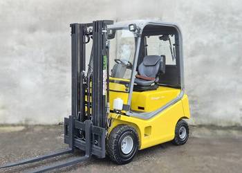 Wózek widłowy Cesab (produkcja Toyota) 1800kg • 2018r • TRIPLEX • 4 sekcje