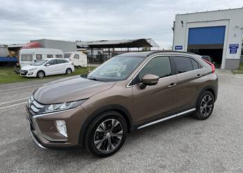 Mitsubishi Eclipse Cross 1.5 BENZYNA Klimatronik Nawigacja Kamera Ledy HAK