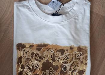 kremowy t-shirt z nadrukiem Sinsay