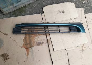 FORD MONDEO MK2 ŚRODKOWA KRATKA ZDERZAKA PRZÓD PRZEDNIEGO