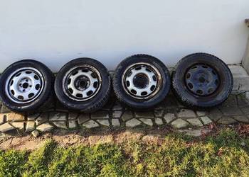Felgi stalowe z oponami zimowy 13'
 4x100