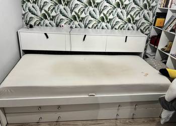 Łóżko z łożkiem wysuwanym i nadstawka