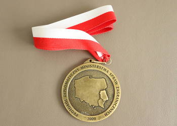 Medal wizyty korpusu dyplomatycznego MSZ w 2009 r. - złoty