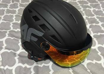 Kask narciarski 4f rozmiar L 57-59cm z goglami