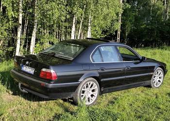BMW 750I
