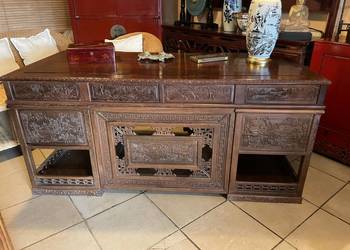 Duże biurko orientalne z litego drewna – masywne biurko chińskie