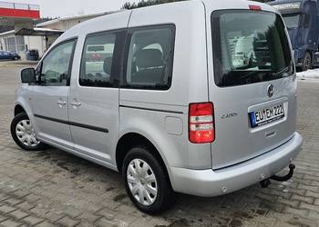 Vw caddy 2011 Rok Benzyna bez rdzy
