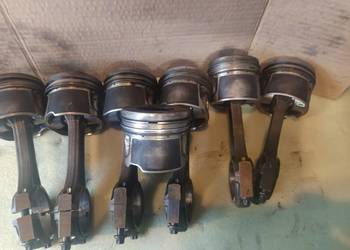 Tłok korbowód Mazda r2aa 2,2 dziel