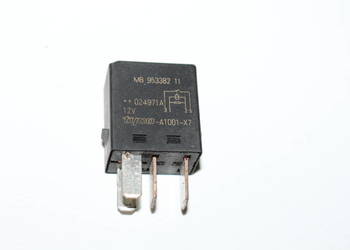 MITSUBISHI CARISMA PRZEKAŹNIK TYCO A1001-X7 024971A MB953382