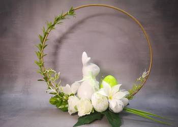 Stroik wielkanocny na kole