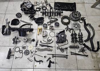 Kawasaki ZZR 1200 silnik części zzr1200 wał kapa sprzęgło skrzynia miska oś