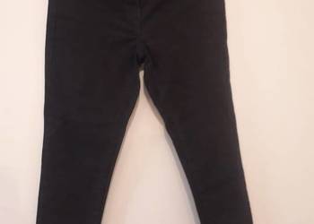 Damskie czarne rybaczki Jeansowe United Colors of Benetton rozm.40 Damskie czarne rybaczki Jeansowe United Colors of Benetton rozm.40