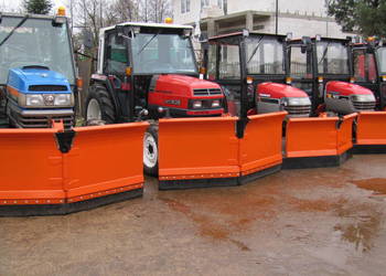 Pług do śniegu V strzałka Kubota Yanmar Iseki John Deere