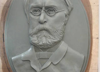 Rzeźbiarz Rzeźba na zamówienie figury i pomniki