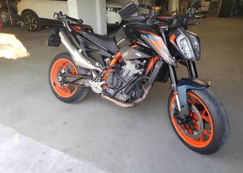 KTM duke 890 R