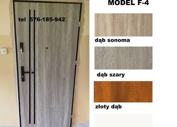 Drzwi zewnętrzne wejściowe do mieszkania w bloku