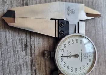 Suwmiarka zegarową w calach MITUTOYO z czujnikiem zegarowym 001 Japan