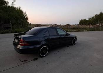 Mercedes w203 c200 2.2cdi Mercedes w203 c200 2.2cdi