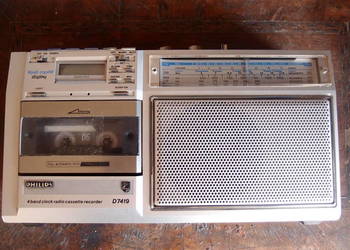 radiomagnetofon D7419 Philips z lat 80tych PRLu