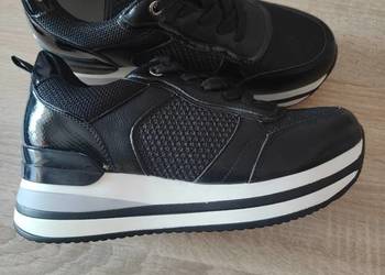 Adidaski 37