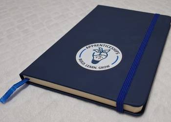 Zeszyt w linie z gumką spinającą i zakładką, notatnik, Amazon