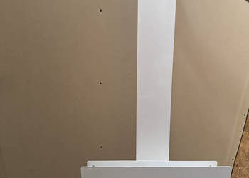 Syndyk sprzeda półkę prysznicową