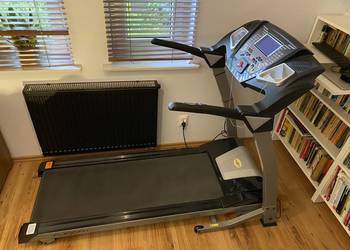 BIEŻNIA FLEXIFIT T-460 20 km/h, nachylenie do 20%, 130 kg