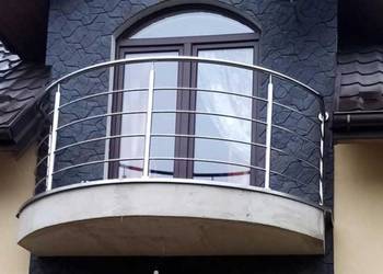 Balustrady, poręczę, lamele, konstrukcję schodów daszków PRODUCENT
