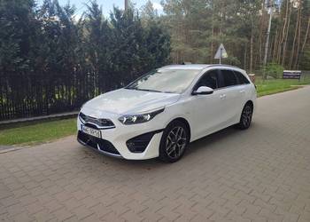Kia cee'd 1.6 hybrid plugin 2023 rok przebieg 22000 km