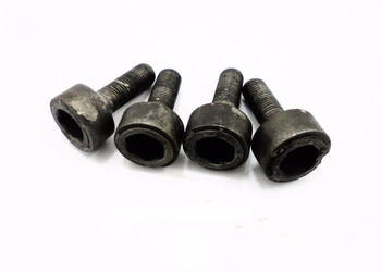 ŚRUBA ZABEZPIECZENIE KOŁA POLONEZ CARO 1.5 ŚRUBA ZABEZPIECZENIE KOŁA POLONEZ CARO 1.5