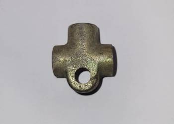 Trabant Wartburg - Nowy trójnik rozdzielacz płynu hamulcowego tylny na tył