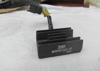 Suzuki GN 125 regulator napięcia oryginał