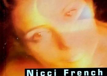 302 Nicci French Gra pamięci (DP) (12)