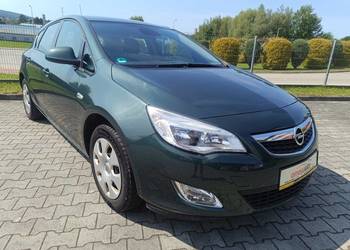 Opel Astra J Hatchback 1.4 Turbo ECOTEC 140KM 2010