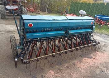 Siewnik zbożowy Poznaniak na docisku 3m