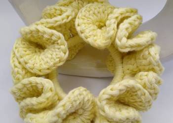 Gumka do włosów Crochet Scrunchie Handmade (kolor żółty)