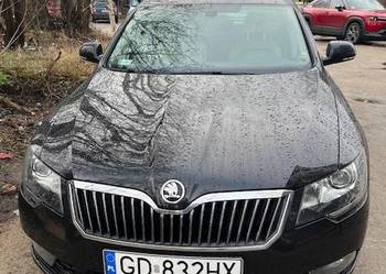 Syndyk sprzeda samochód marki Skoda Superb 2014 1968 cm³ 118 000 km