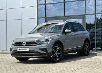 Volkswagen Tiguan Full LED Serwis ASO Asystenci Grzane fotele 3xClimatroni…