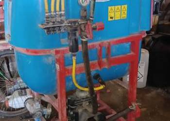 Opryskiwacz rolniczy "kwas"