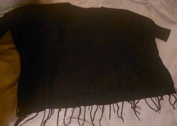 Sweter czarny z troczkami